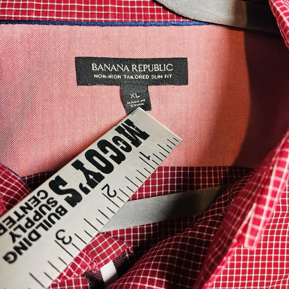 Banana Republic Mens XL Tailored Slim Fit Red Non Iron Cotton Dress‎ Shirt